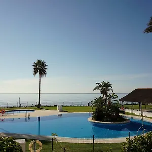 Frontline Ground Floor With Privet Garden, Mi Capricho 16 Mijas